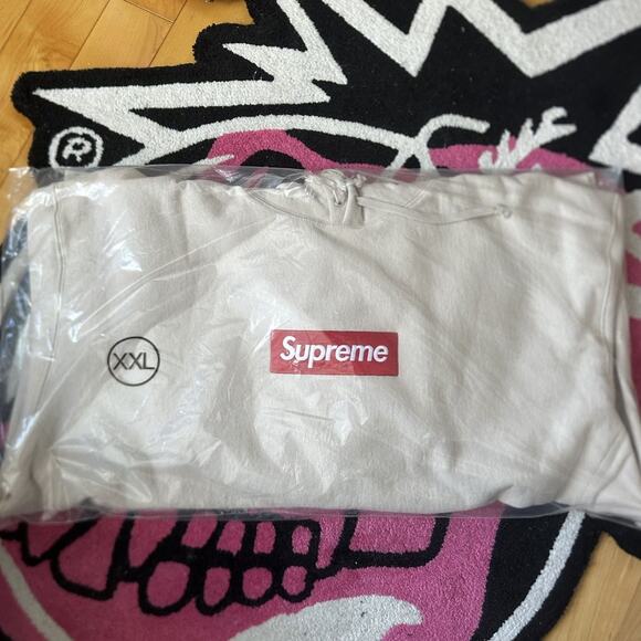 Supreme Box Logo Hooded Sweatshirt FW24 – Stone – Size XXL